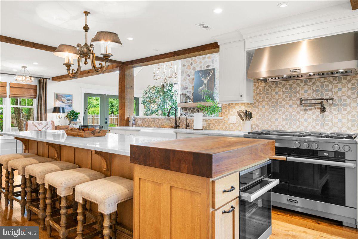 WEYHILL - Residential