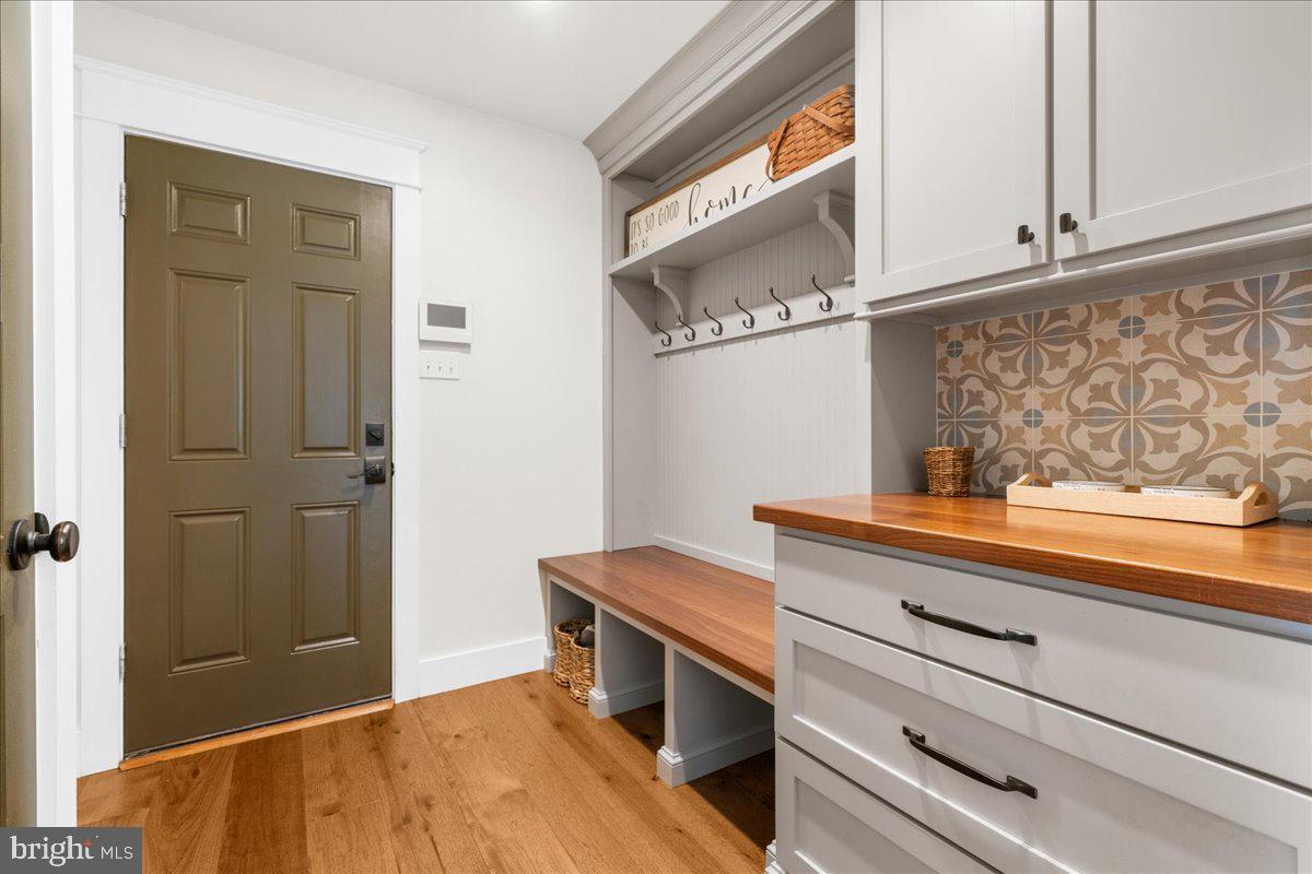 WEYHILL - Residential