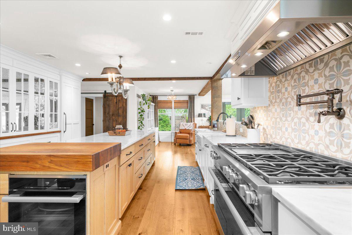 WEYHILL - Residential