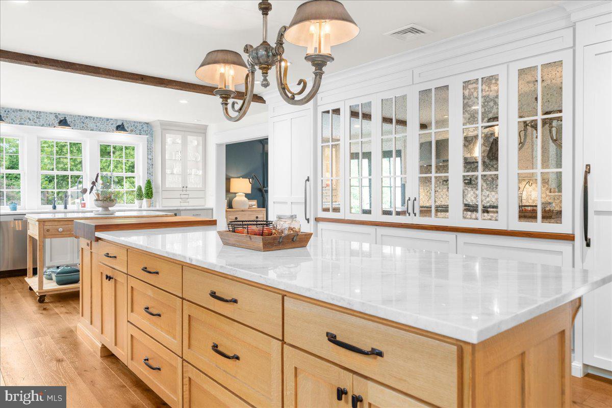 WEYHILL - Residential