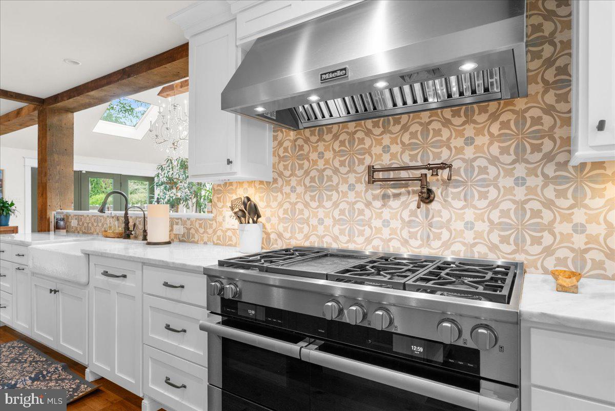 WEYHILL - Residential