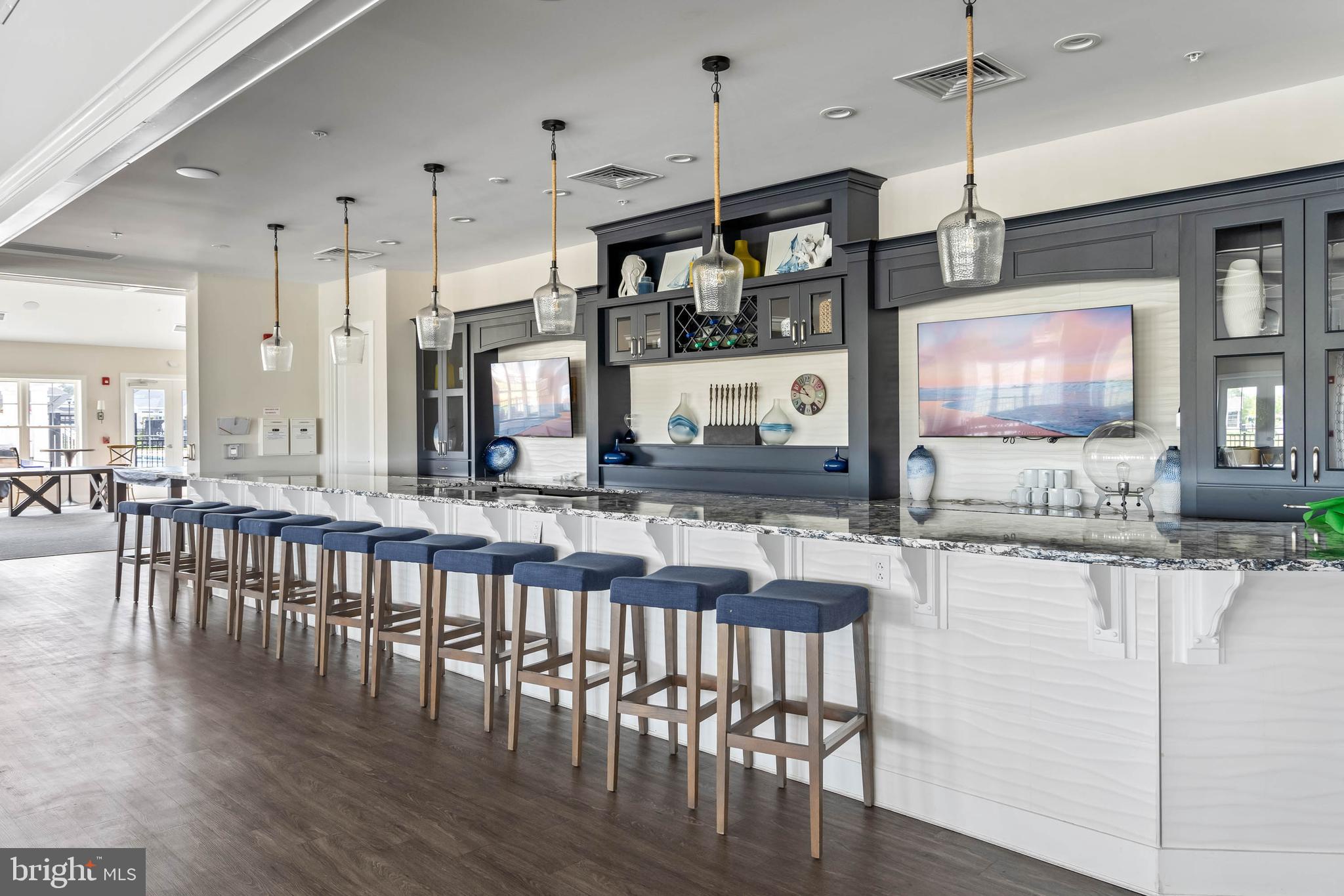 PENINSULA LAKES - Residential