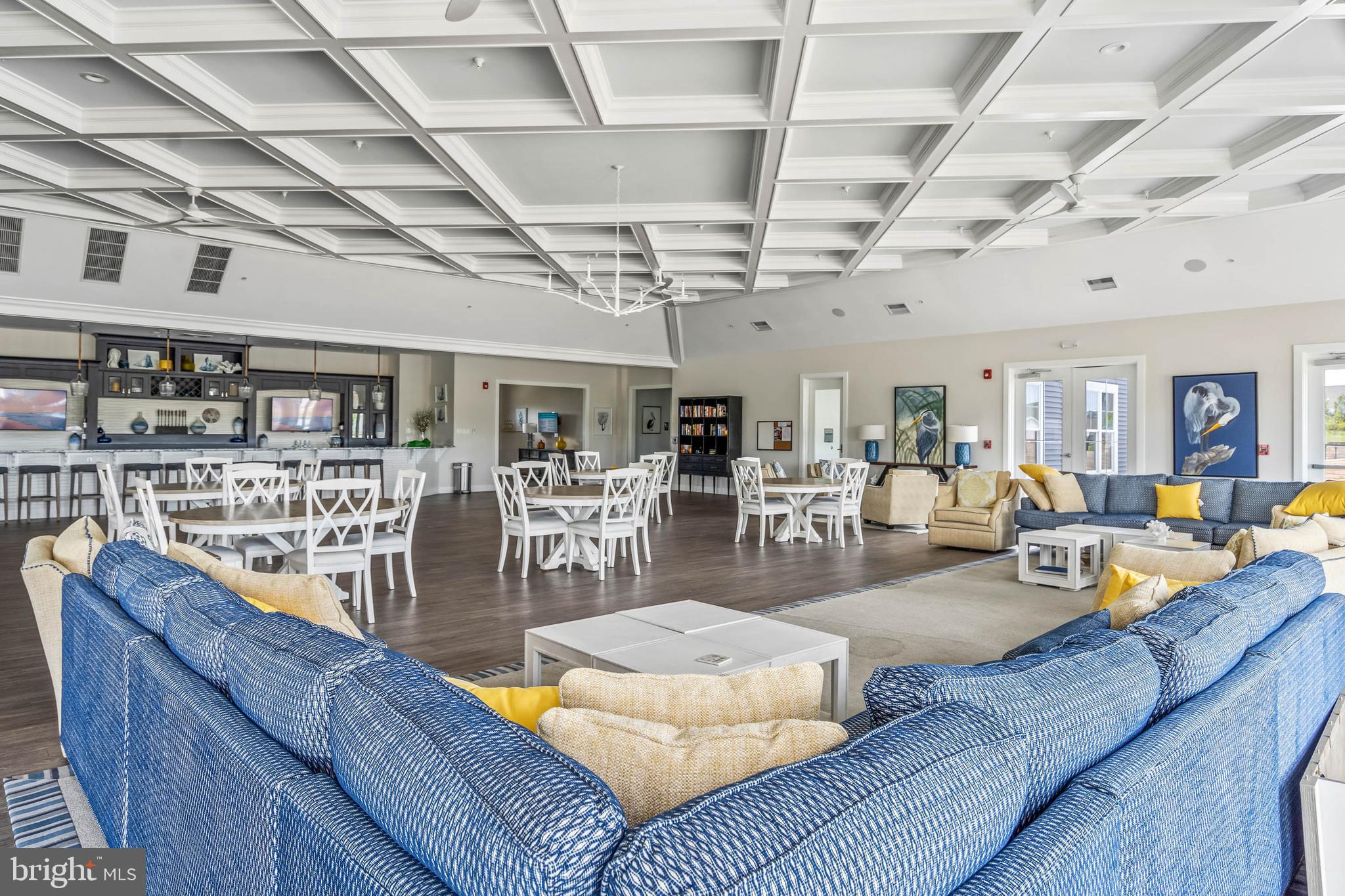 PENINSULA LAKES - Residential