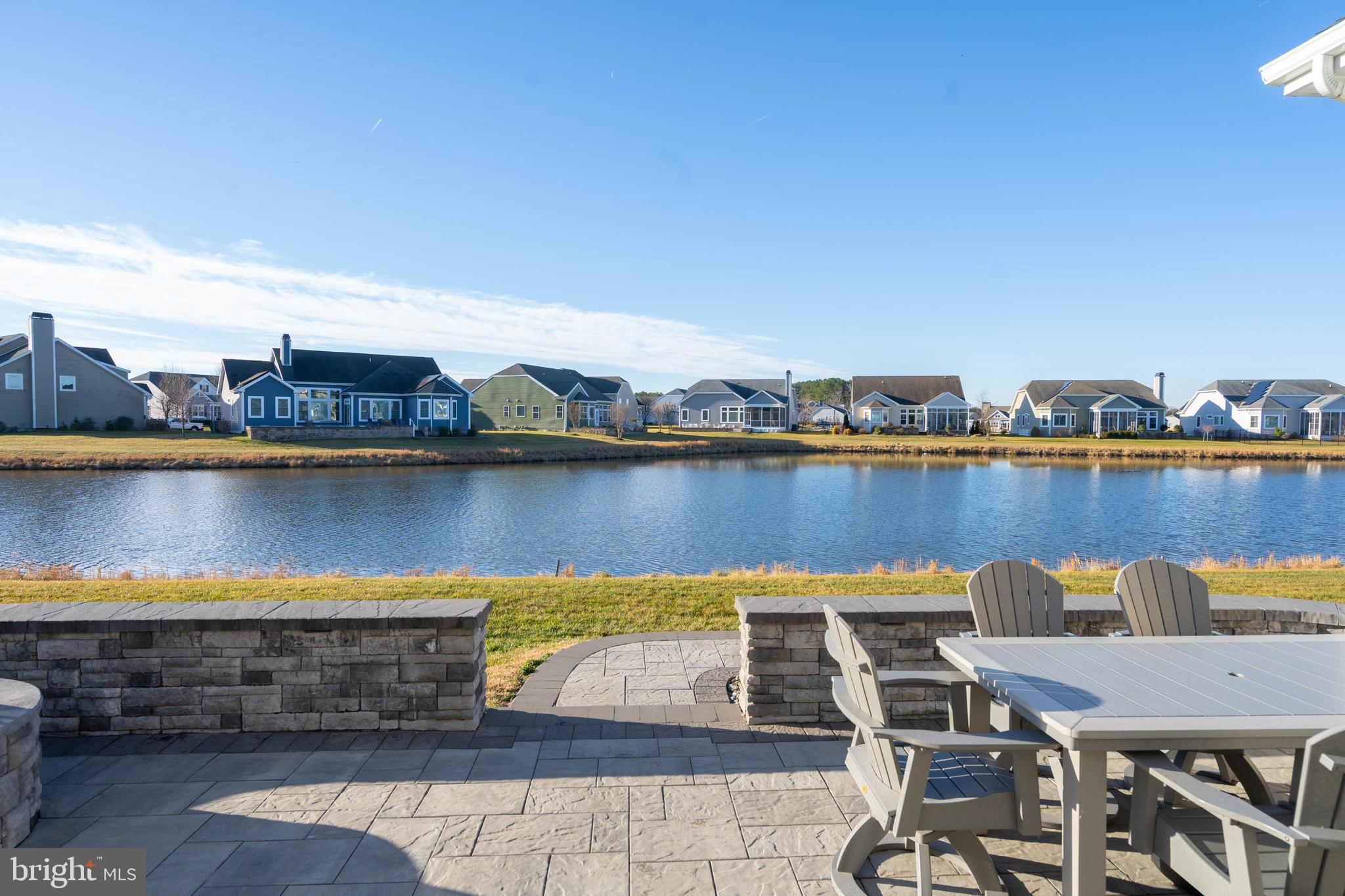 PENINSULA LAKES - Residential