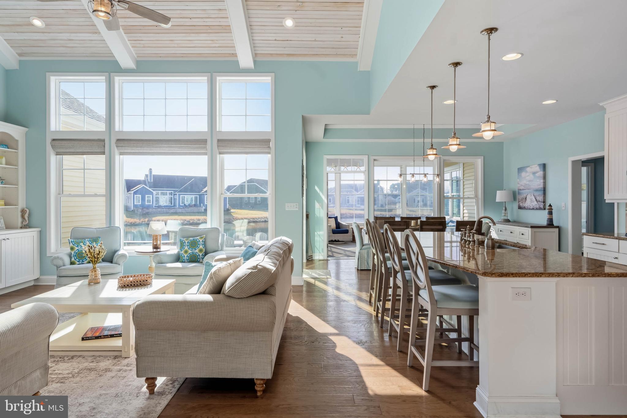 PENINSULA LAKES - Residential