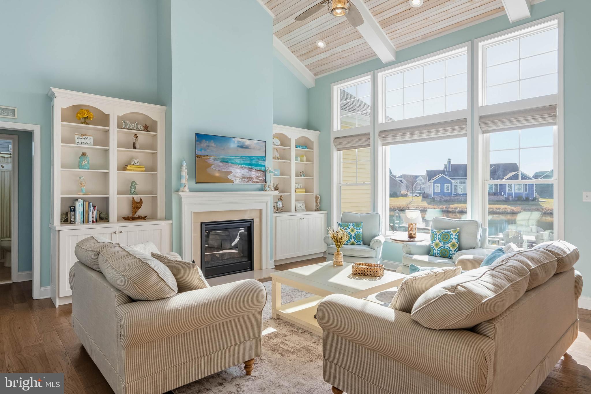 PENINSULA LAKES - Residential