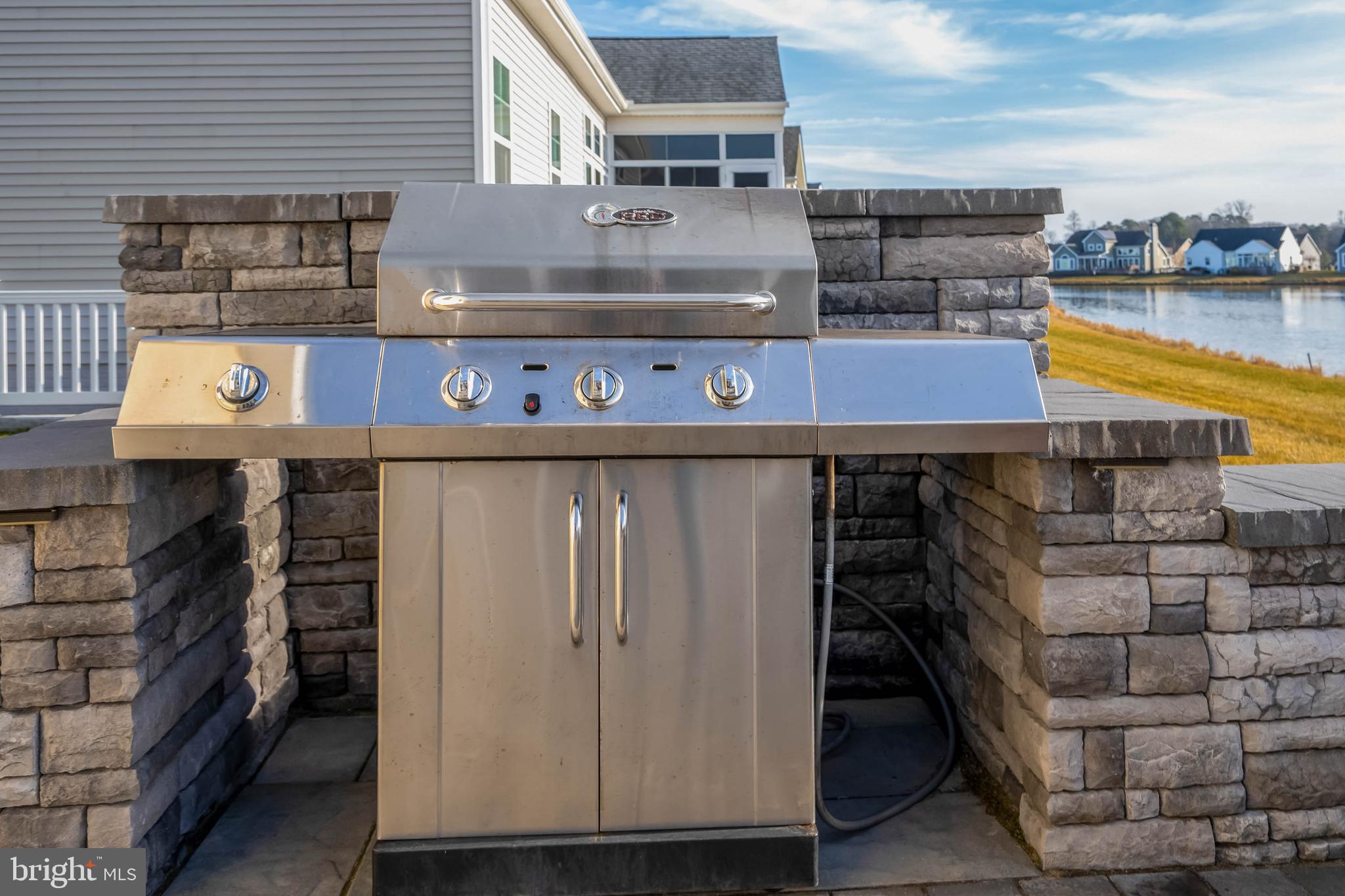 PENINSULA LAKES - Residential