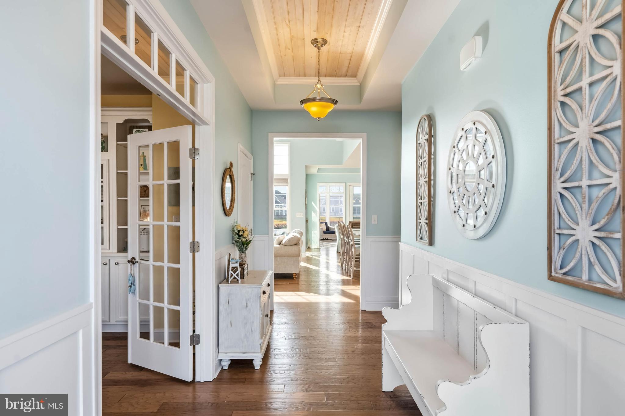 PENINSULA LAKES - Residential