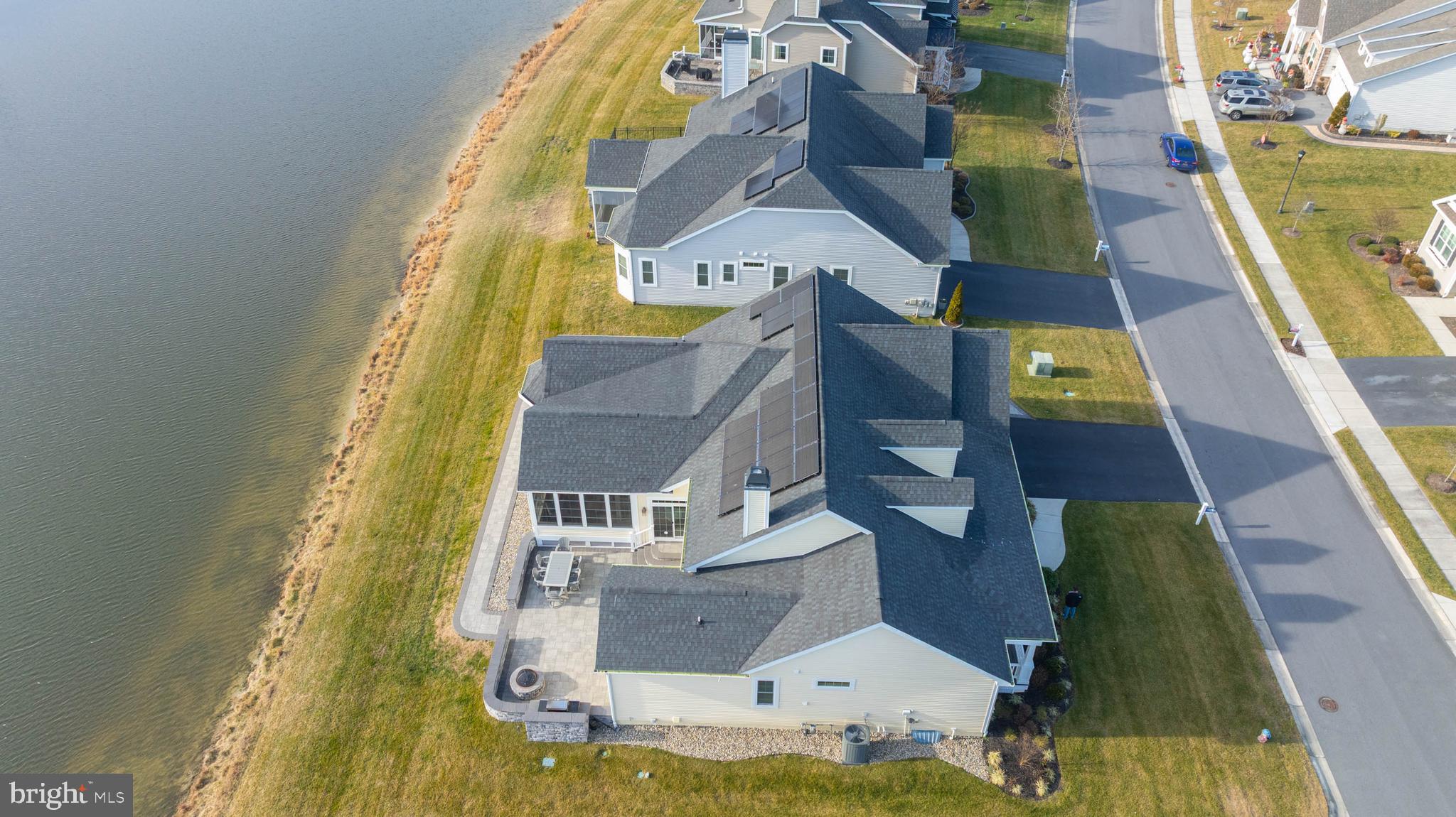 PENINSULA LAKES - Residential