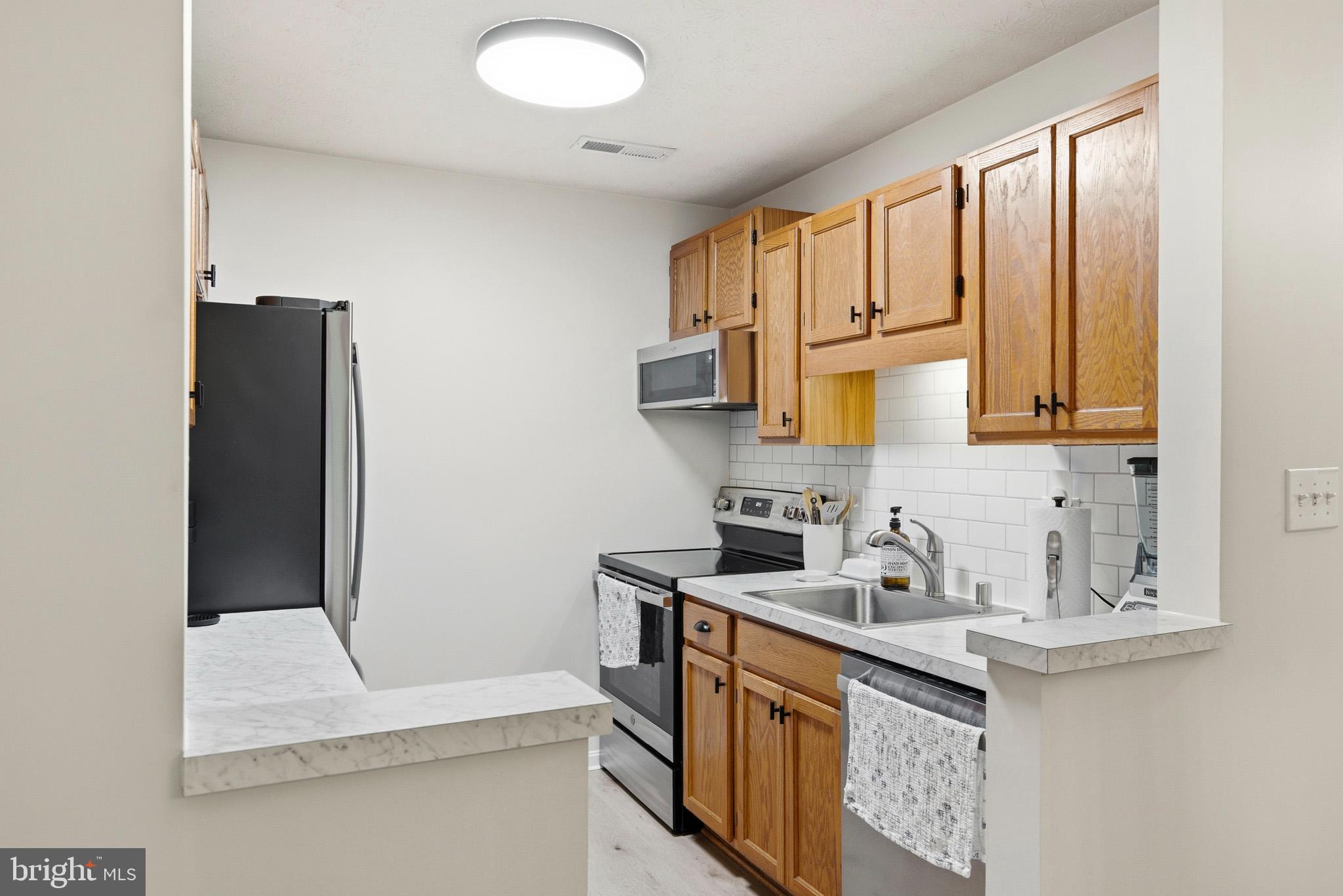 WILDEWOOD ORCHARD PARK - Residential
