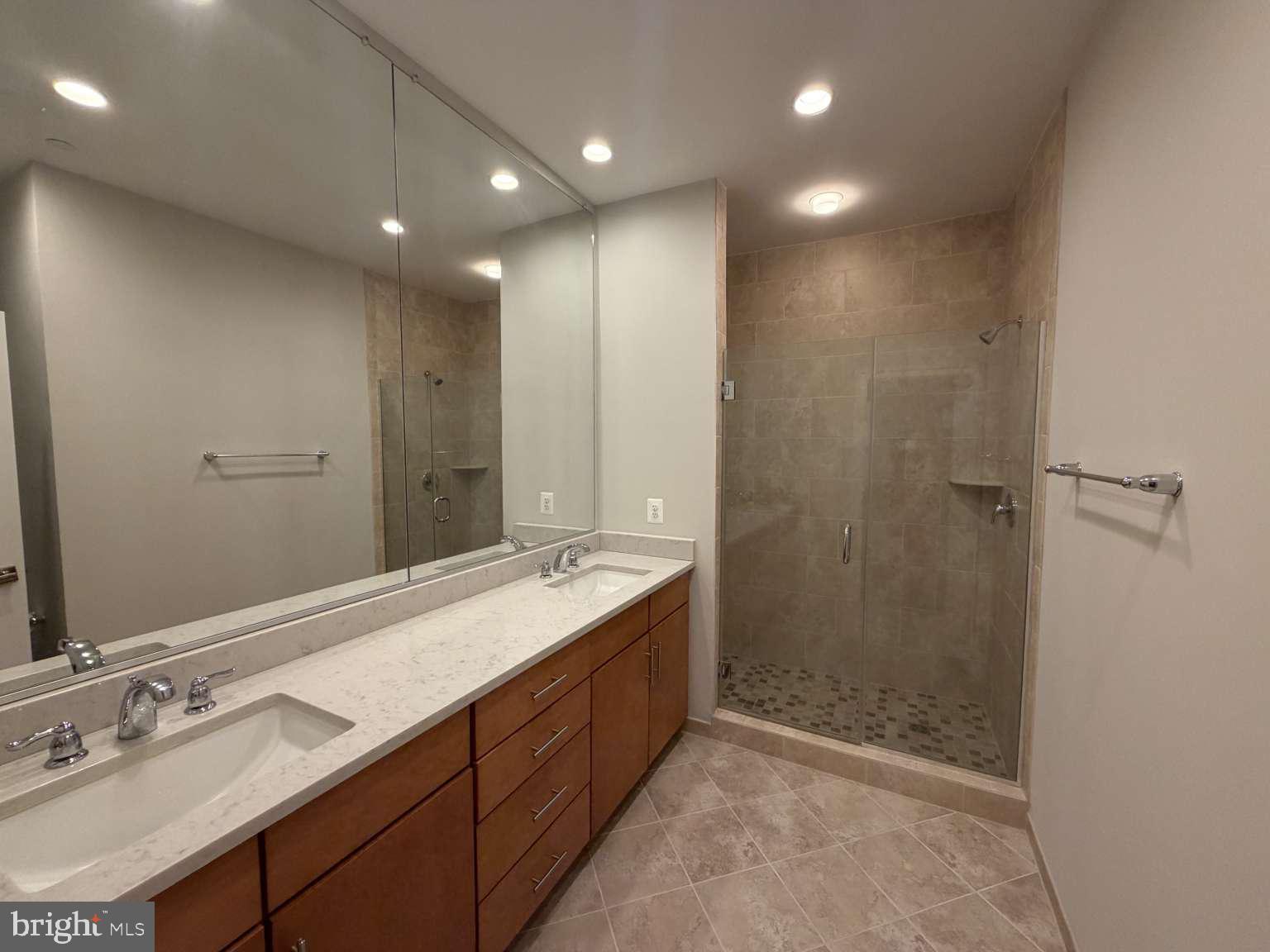BALLSTON PARK - Residential