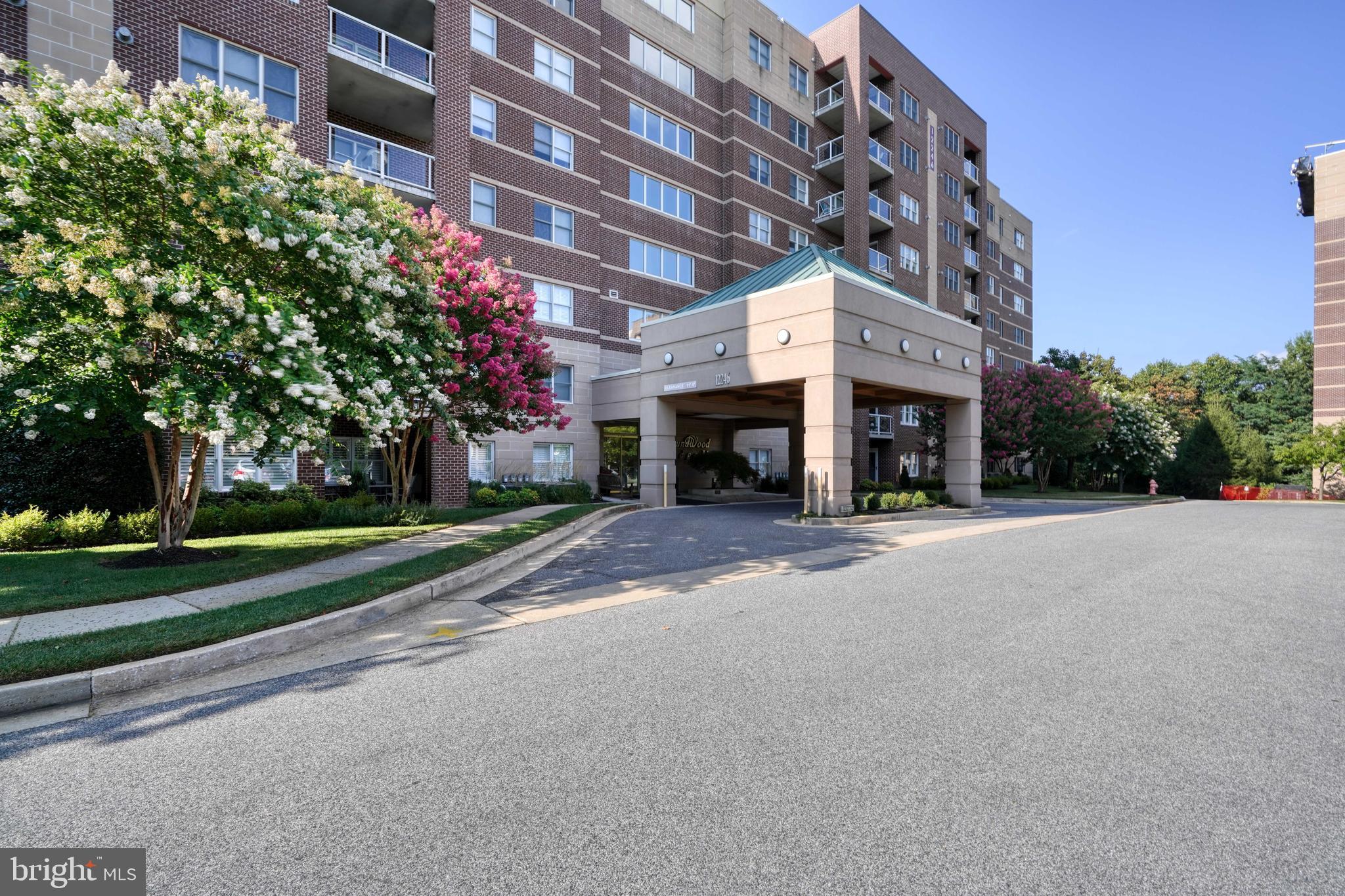 ROUNDWOOD RIDGE - Residential