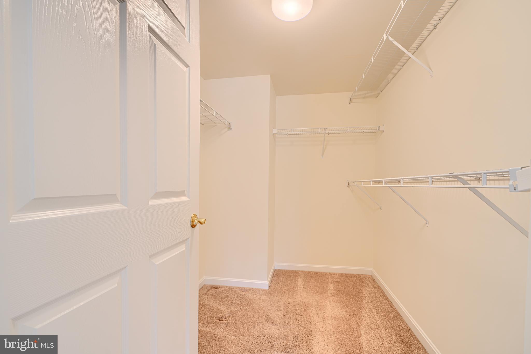 ROUNDWOOD RIDGE - Residential