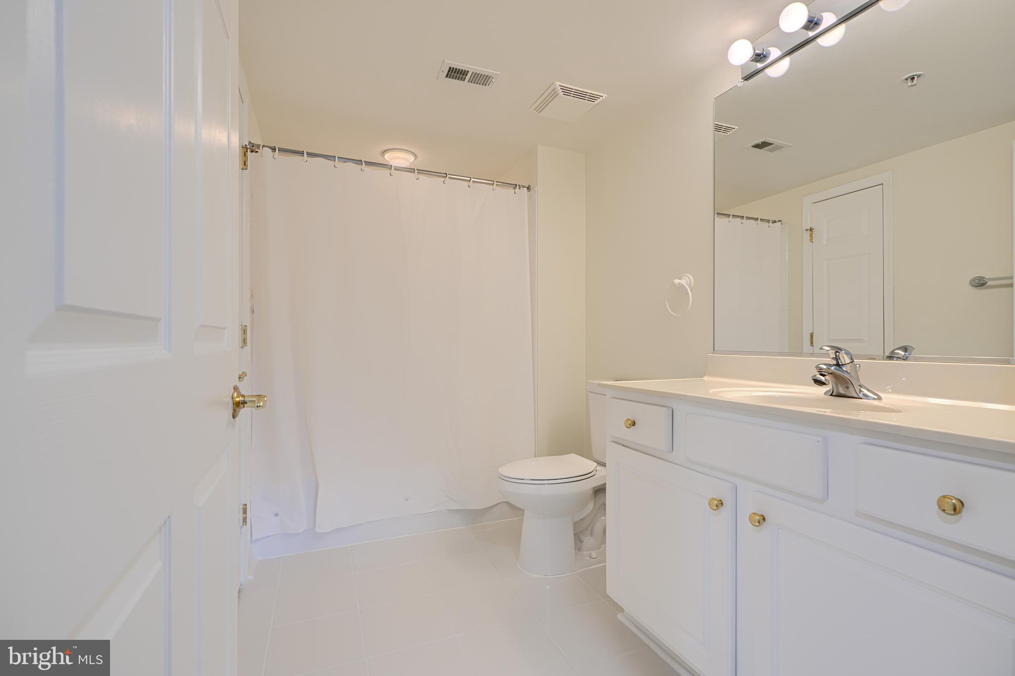 ROUNDWOOD RIDGE - Residential