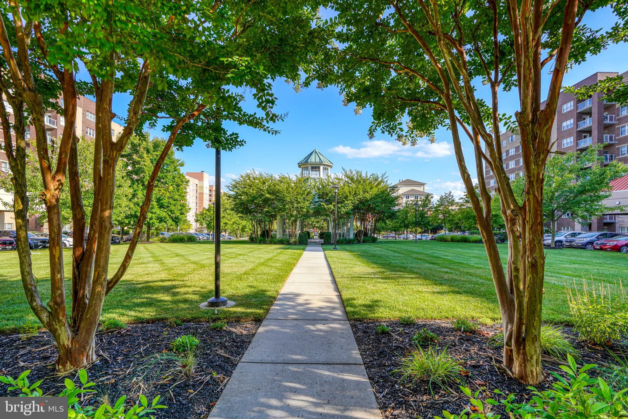 ROUNDWOOD RIDGE - Residential