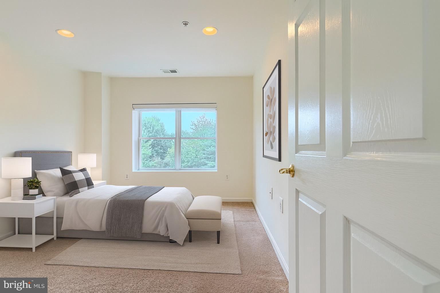 ROUNDWOOD RIDGE - Residential