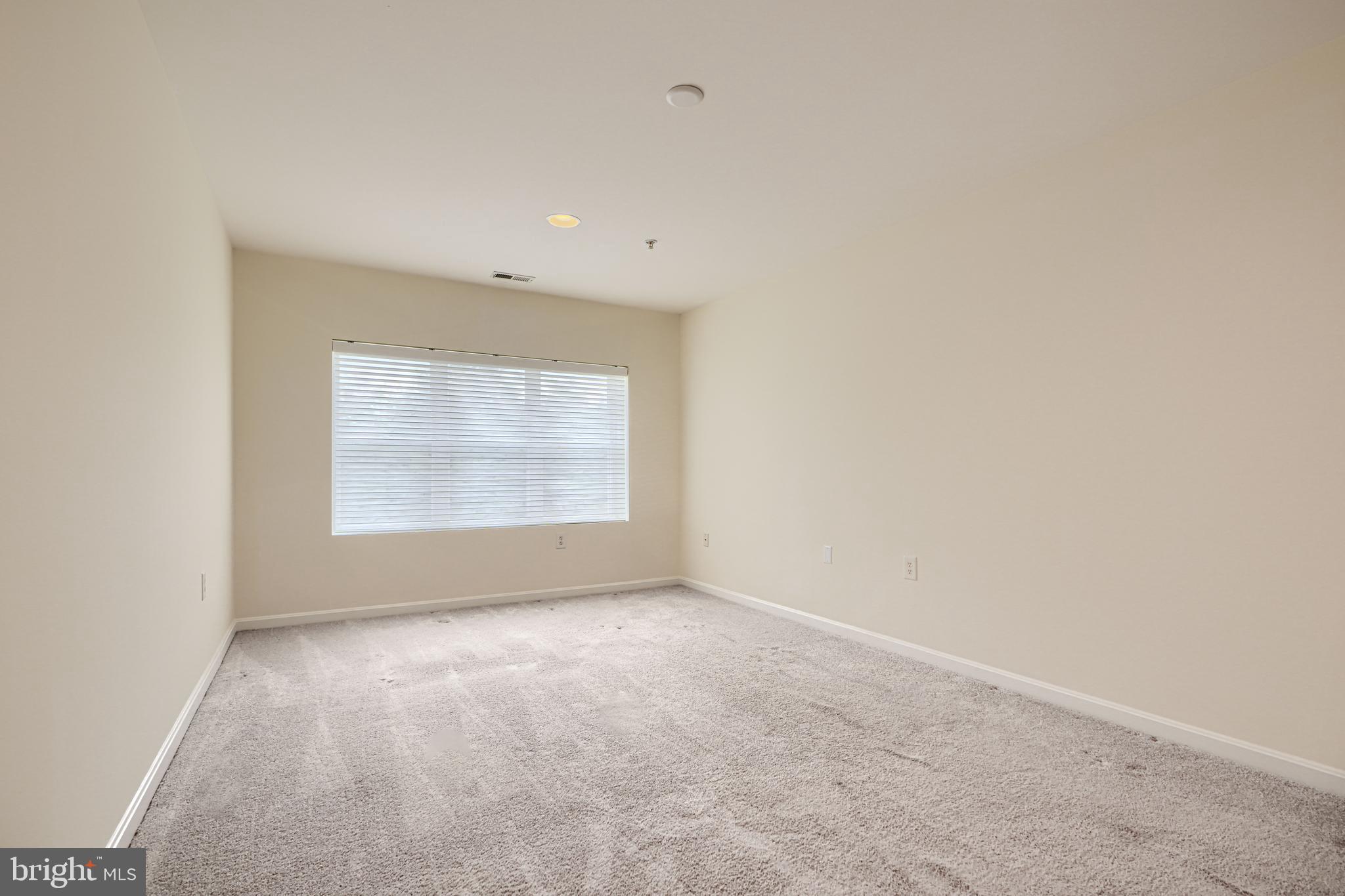 ROUNDWOOD RIDGE - Residential