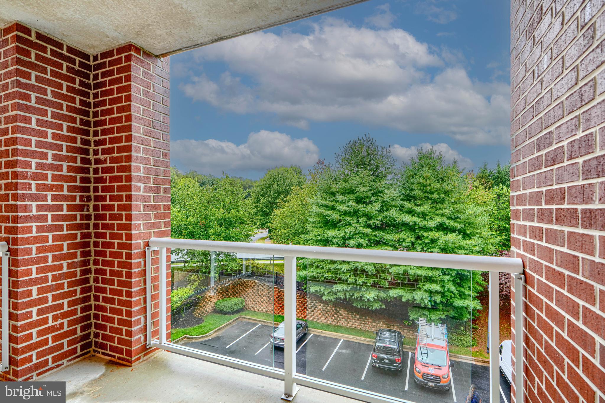 ROUNDWOOD RIDGE - Residential