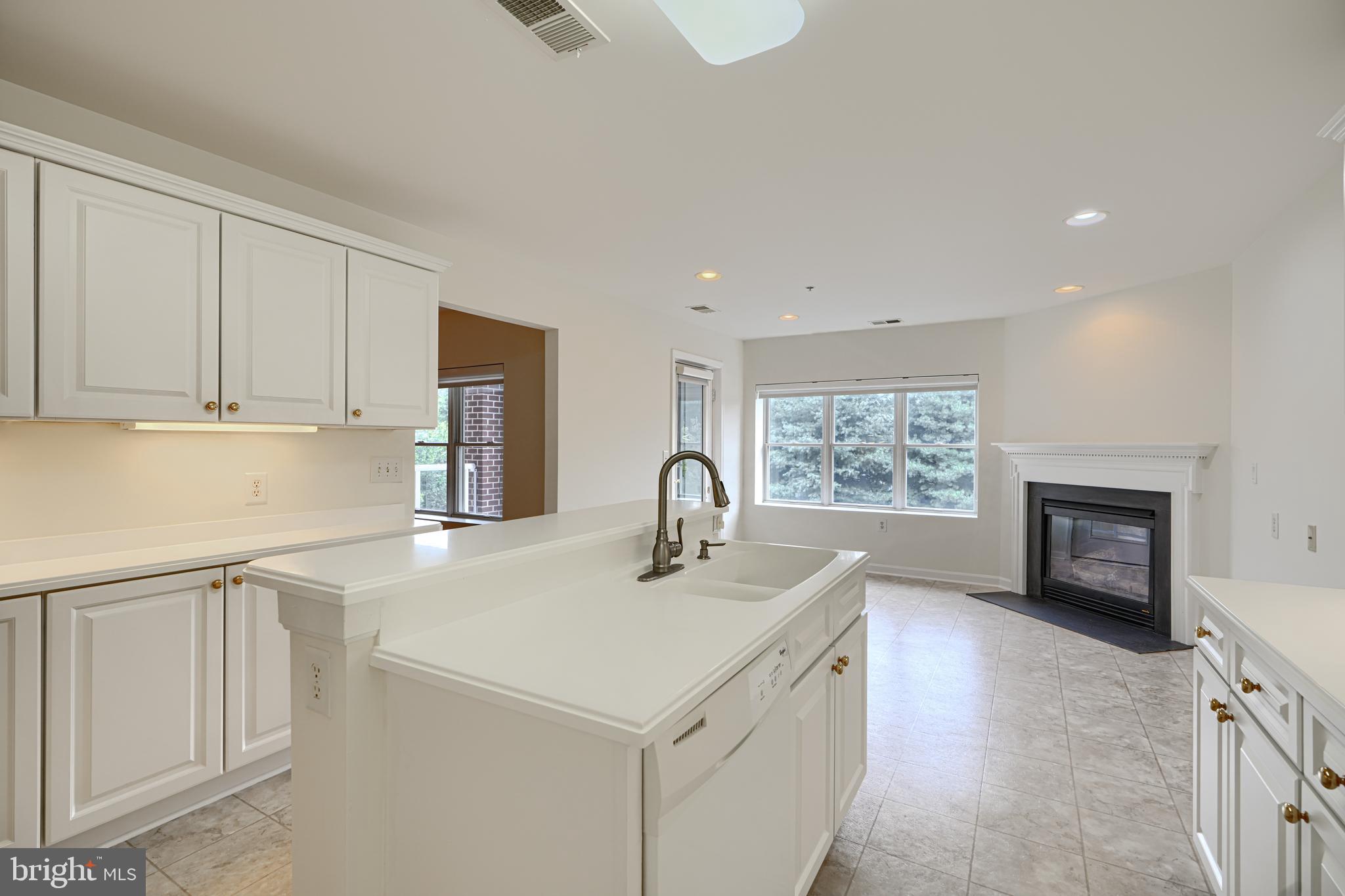 ROUNDWOOD RIDGE - Residential