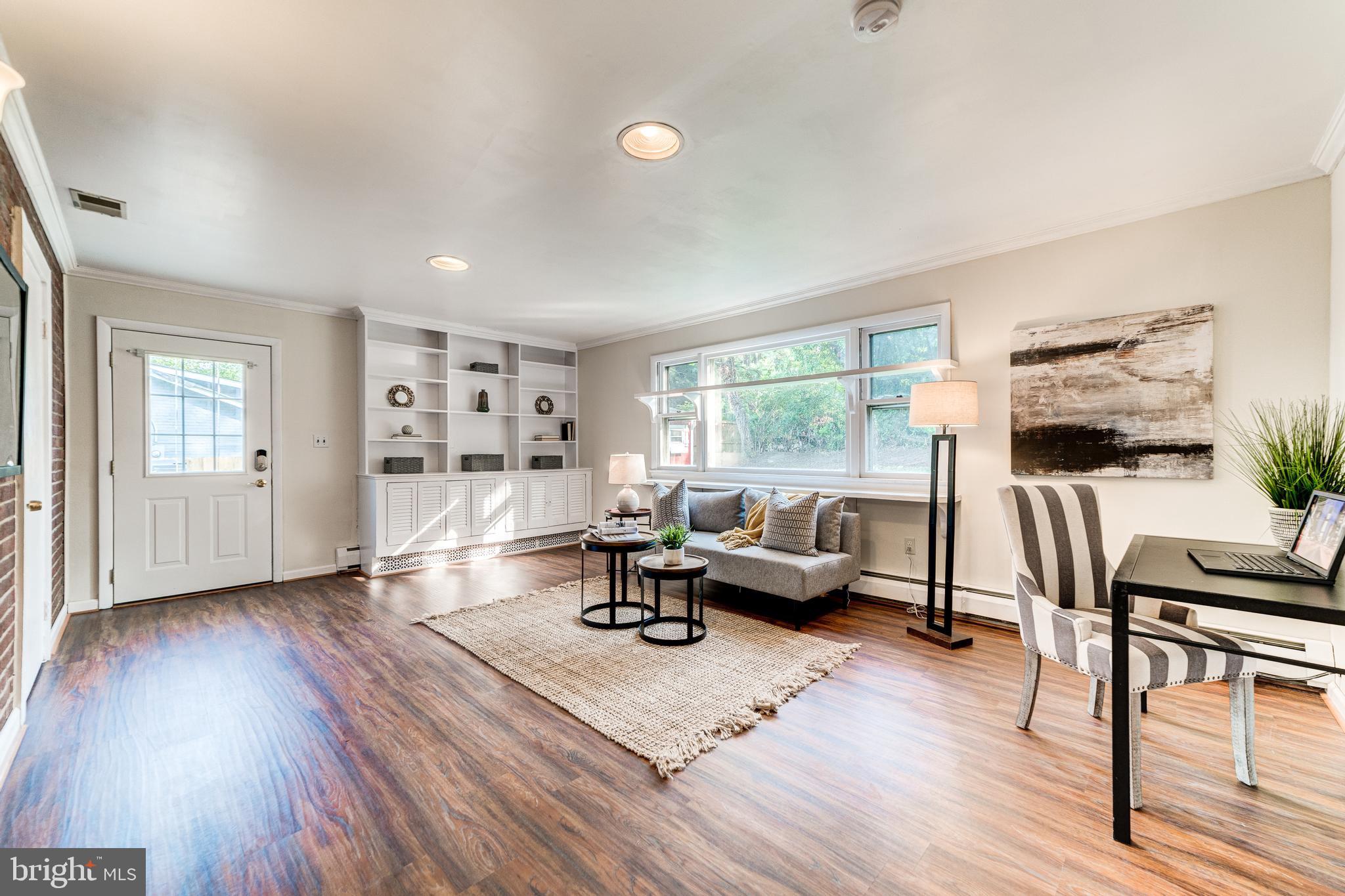 PARKLAWN - Residential