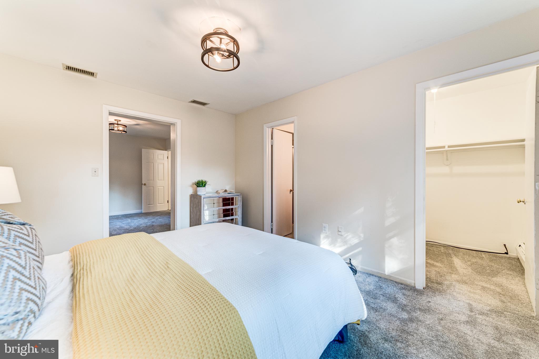 PARKLAWN - Residential