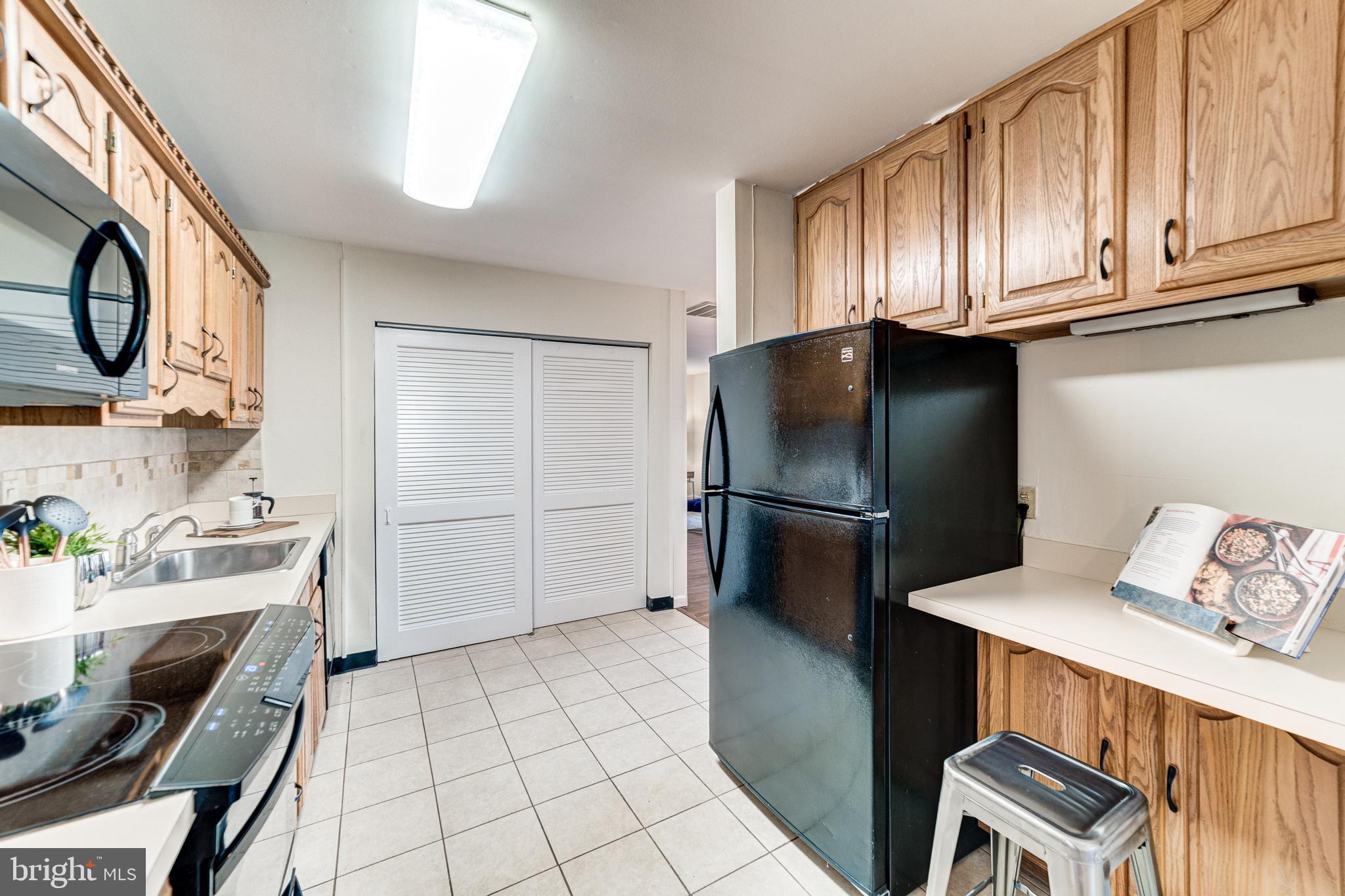 PARKLAWN - Residential