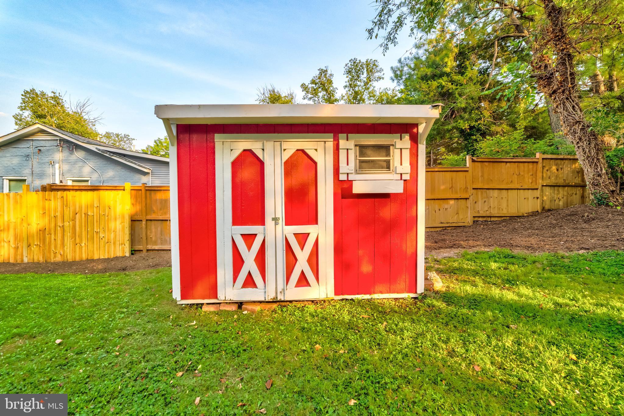 PARKLAWN - Residential