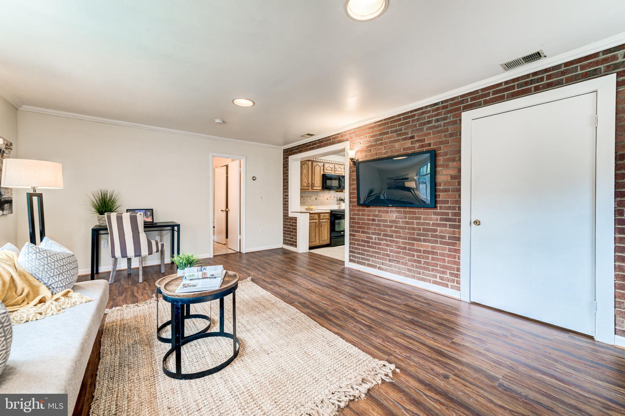 PARKLAWN - Residential