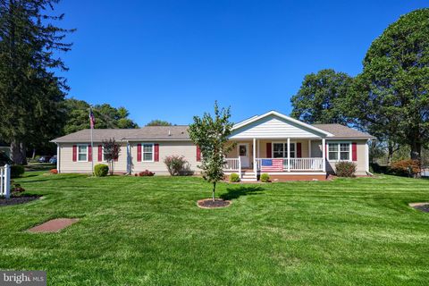 837 N FORGE ROAD PALMYRA PA 17078