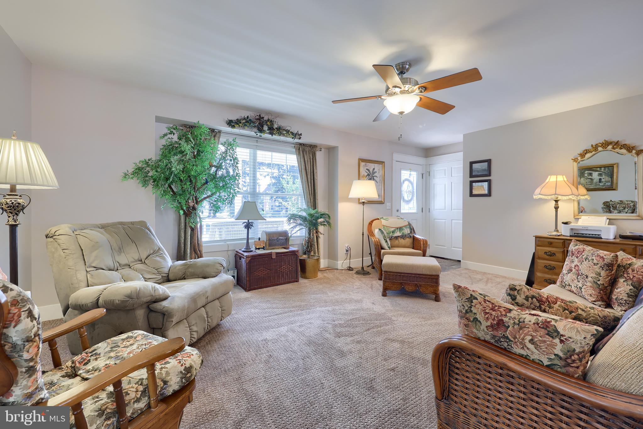 837 N FORGE ROAD