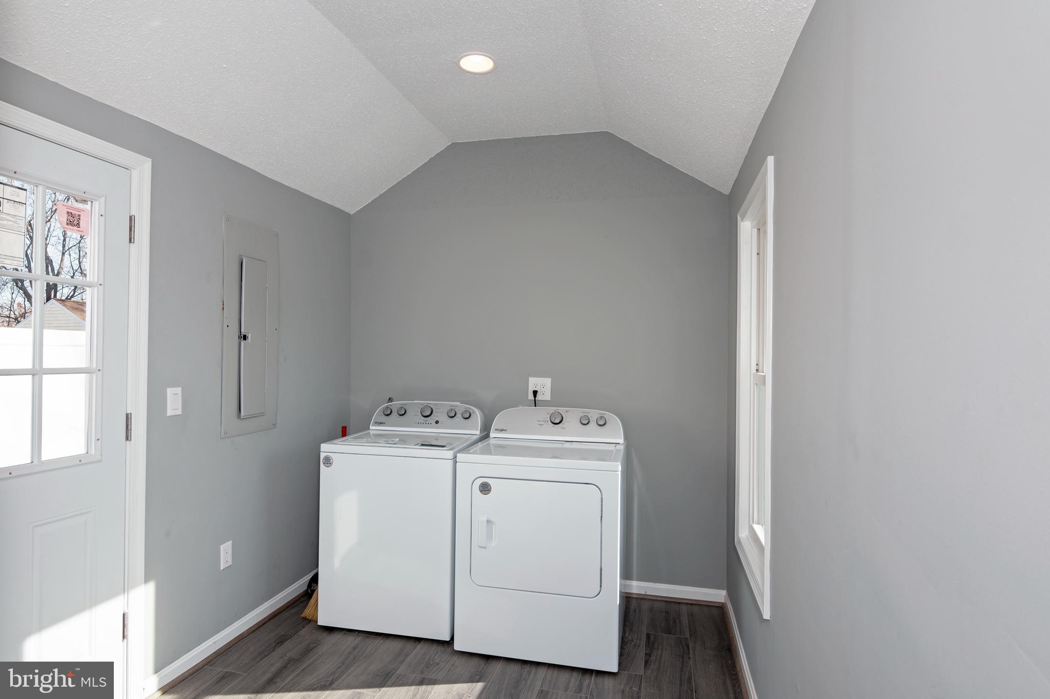 CAMBRIDGE - Residential