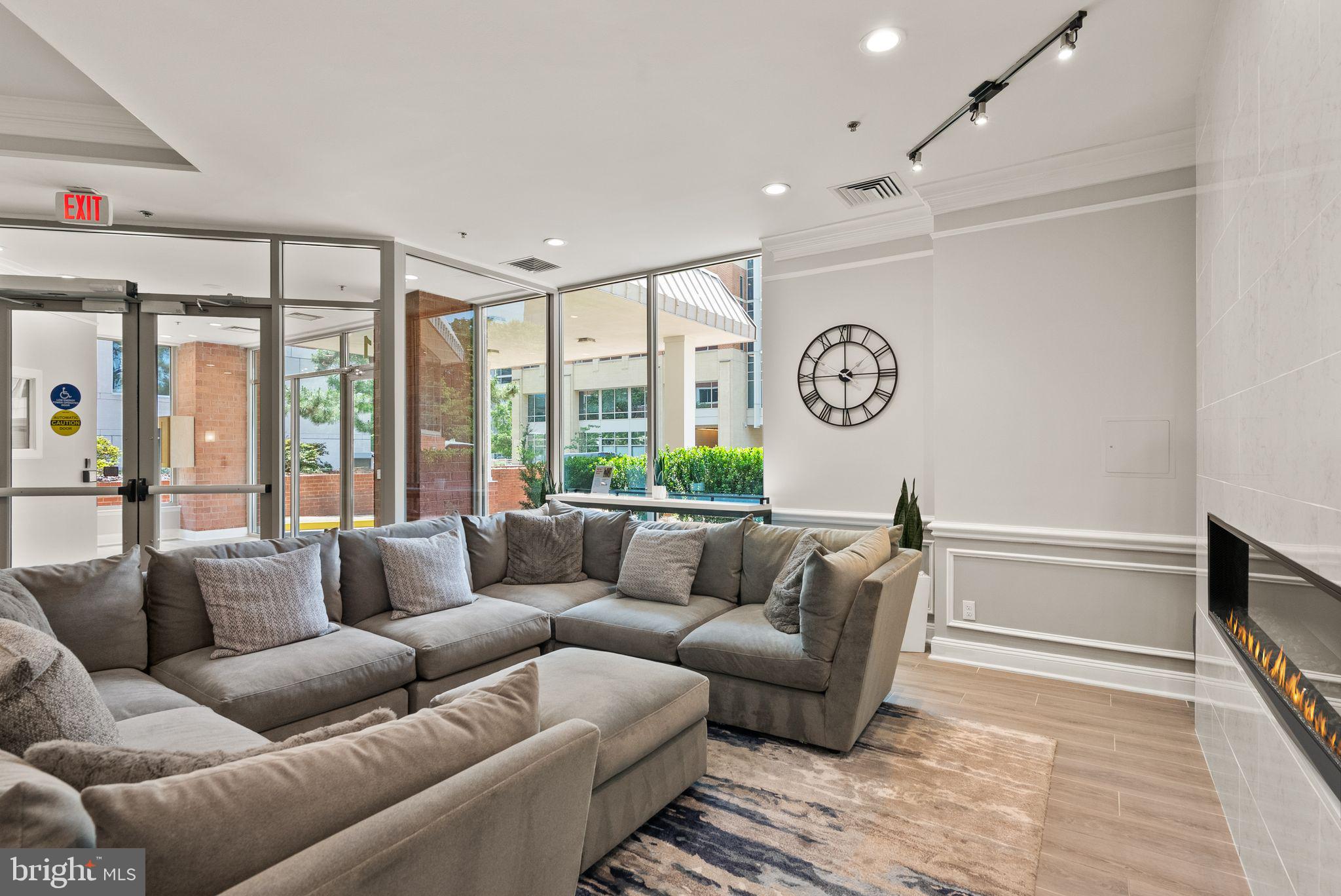 WESTVIEW AT BALLSTON METRO - Residential Lease