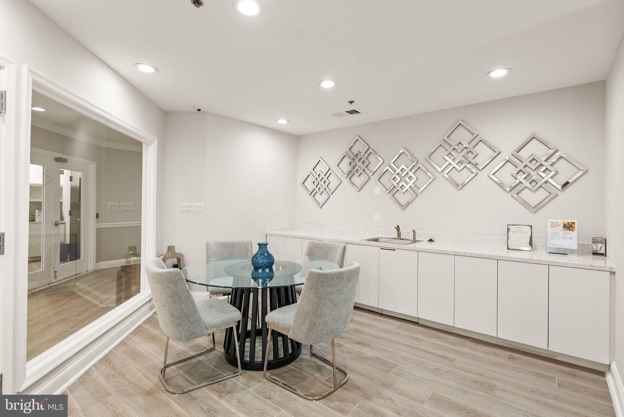 WESTVIEW AT BALLSTON METRO - Residential Lease