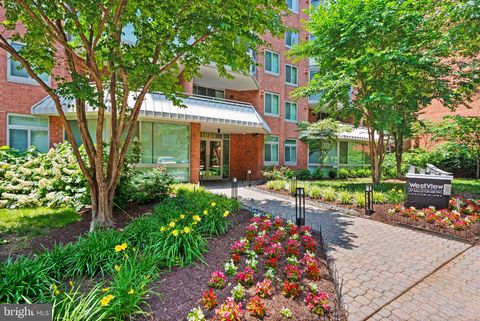1024 N UTAH STREET 424 ARLINGTON VA 22201