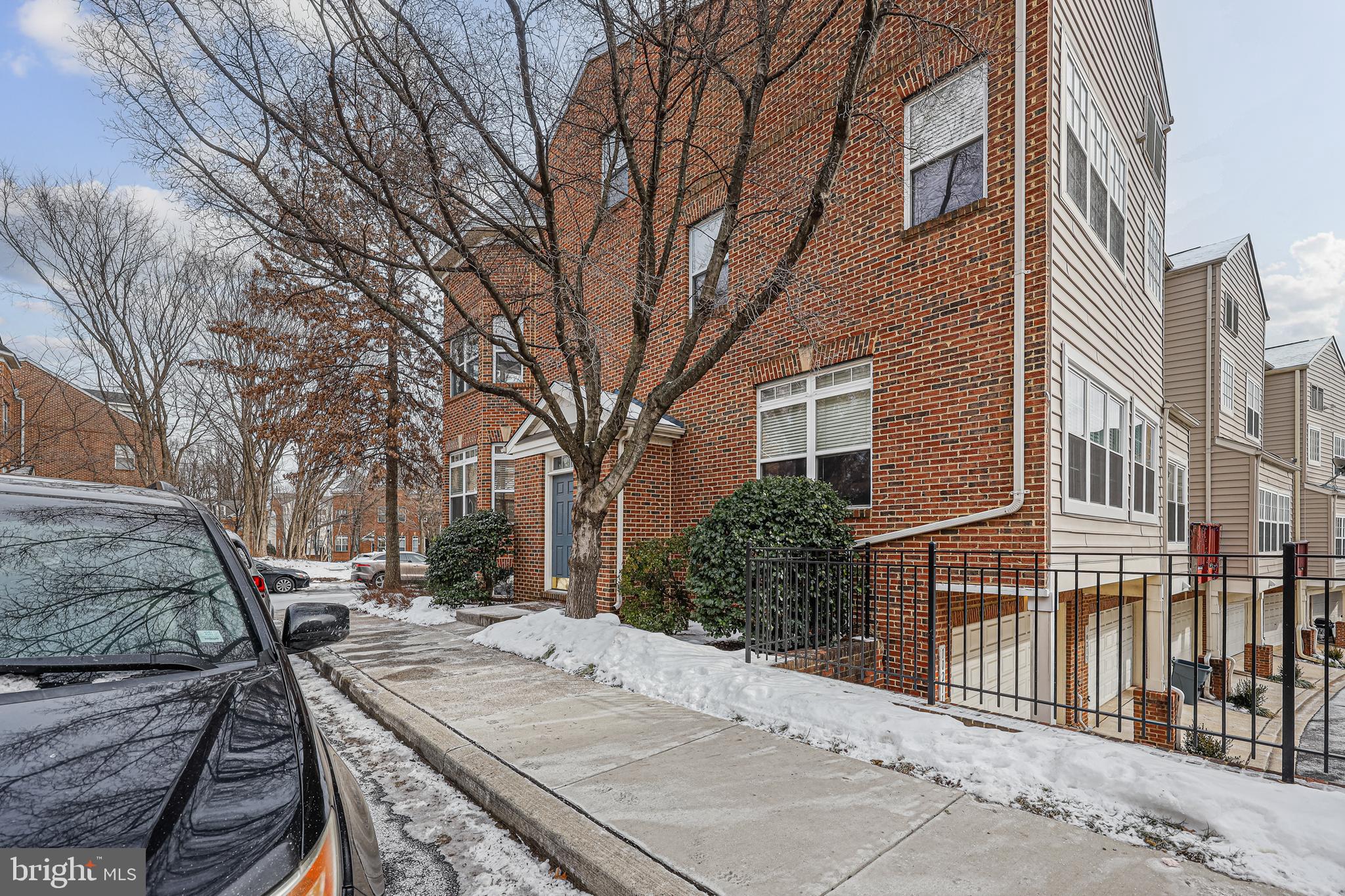 GOVERNORS GRANT - Residential Lease