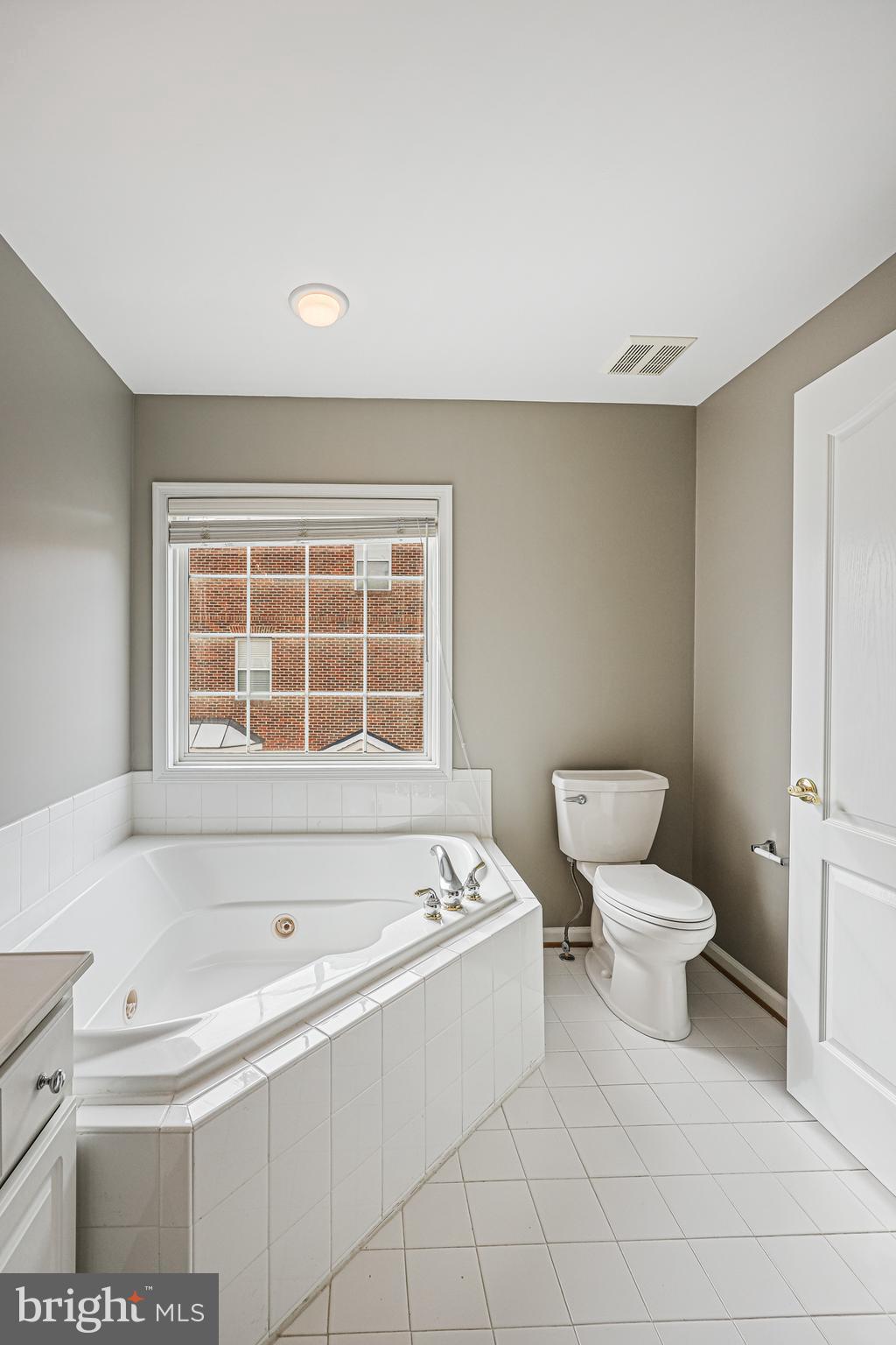 GOVERNORS GRANT - Residential Lease