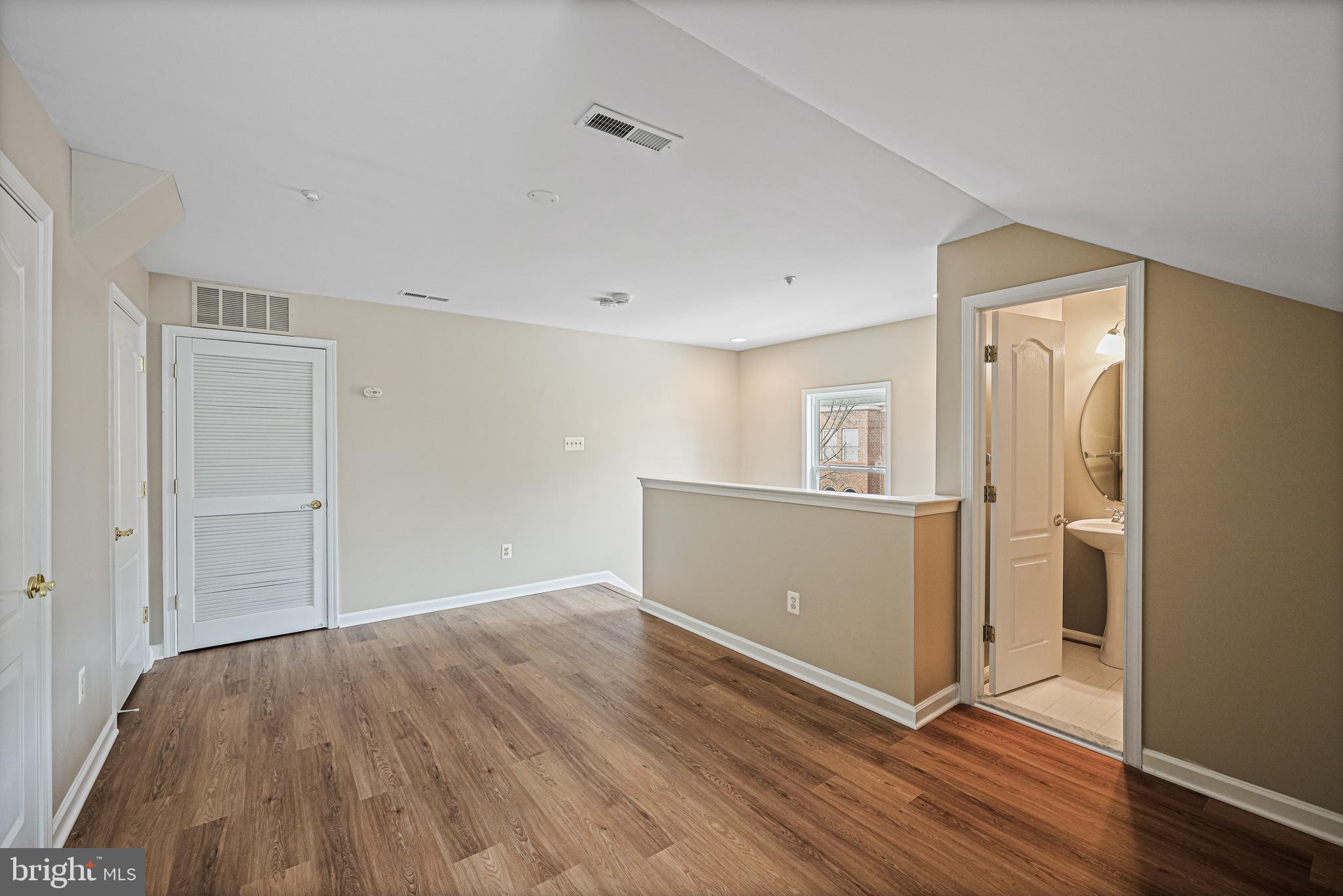 GOVERNORS GRANT - Residential Lease