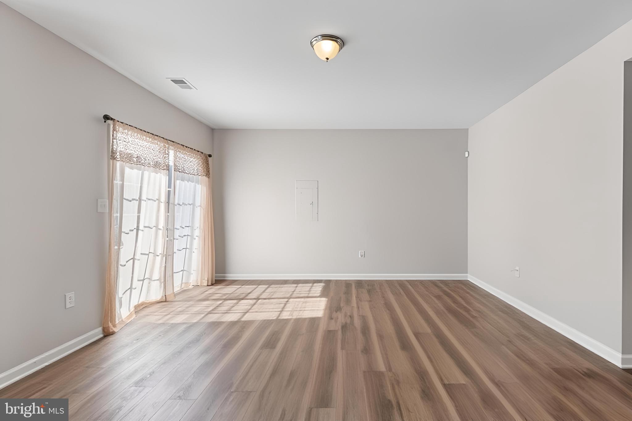 POPLAR ESTATES - Residential