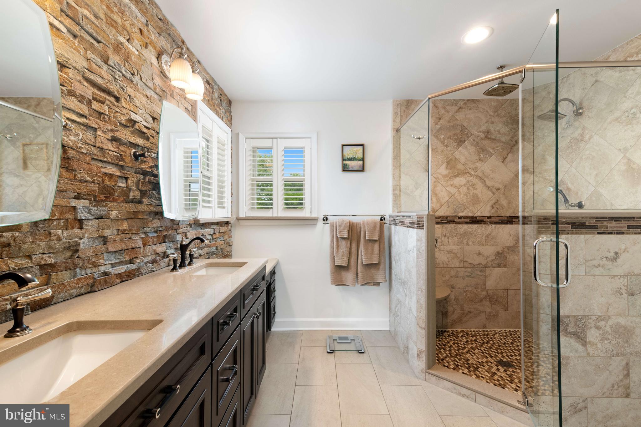 HEARTHSTONE - Residential