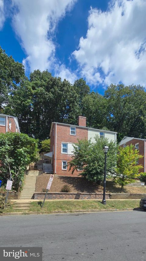 3723 KEMPER ROAD ARLINGTON VA 22206
