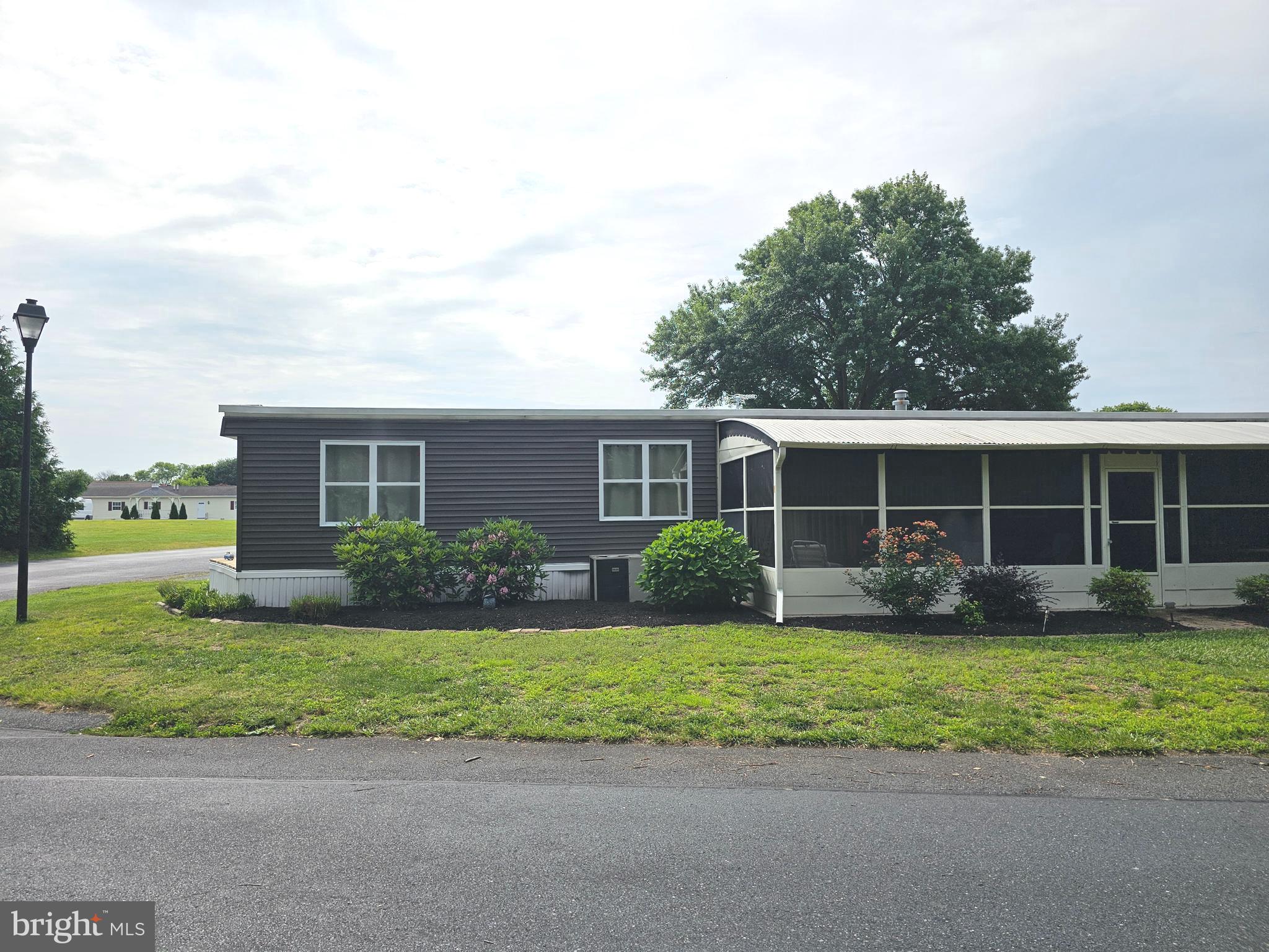 1 CANDLELIGHT LANE 2542