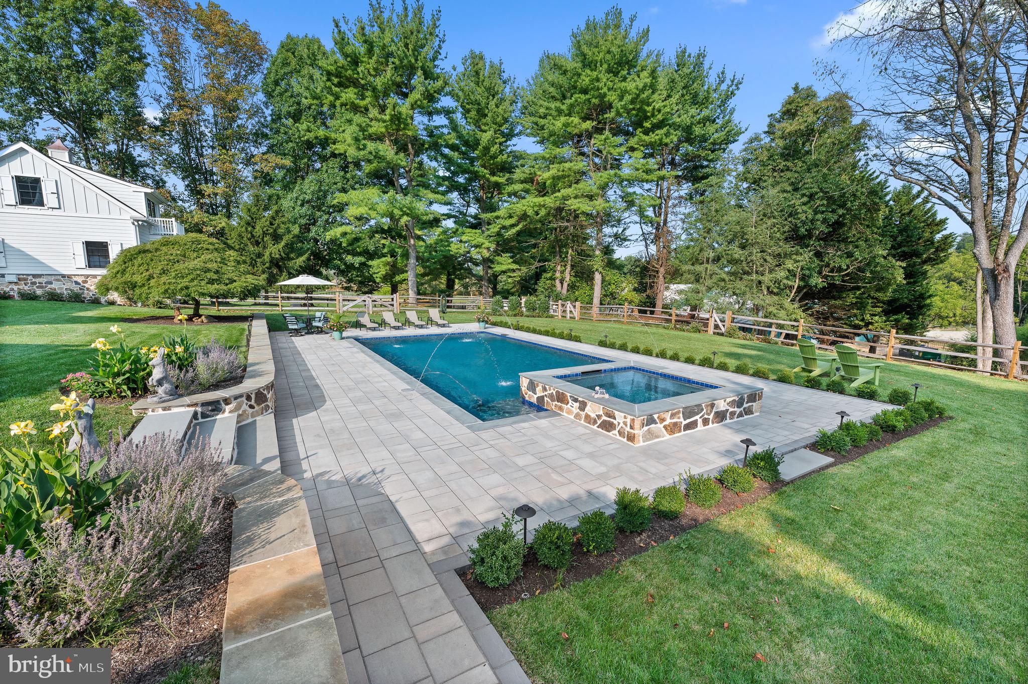 239 SPRING ROAD