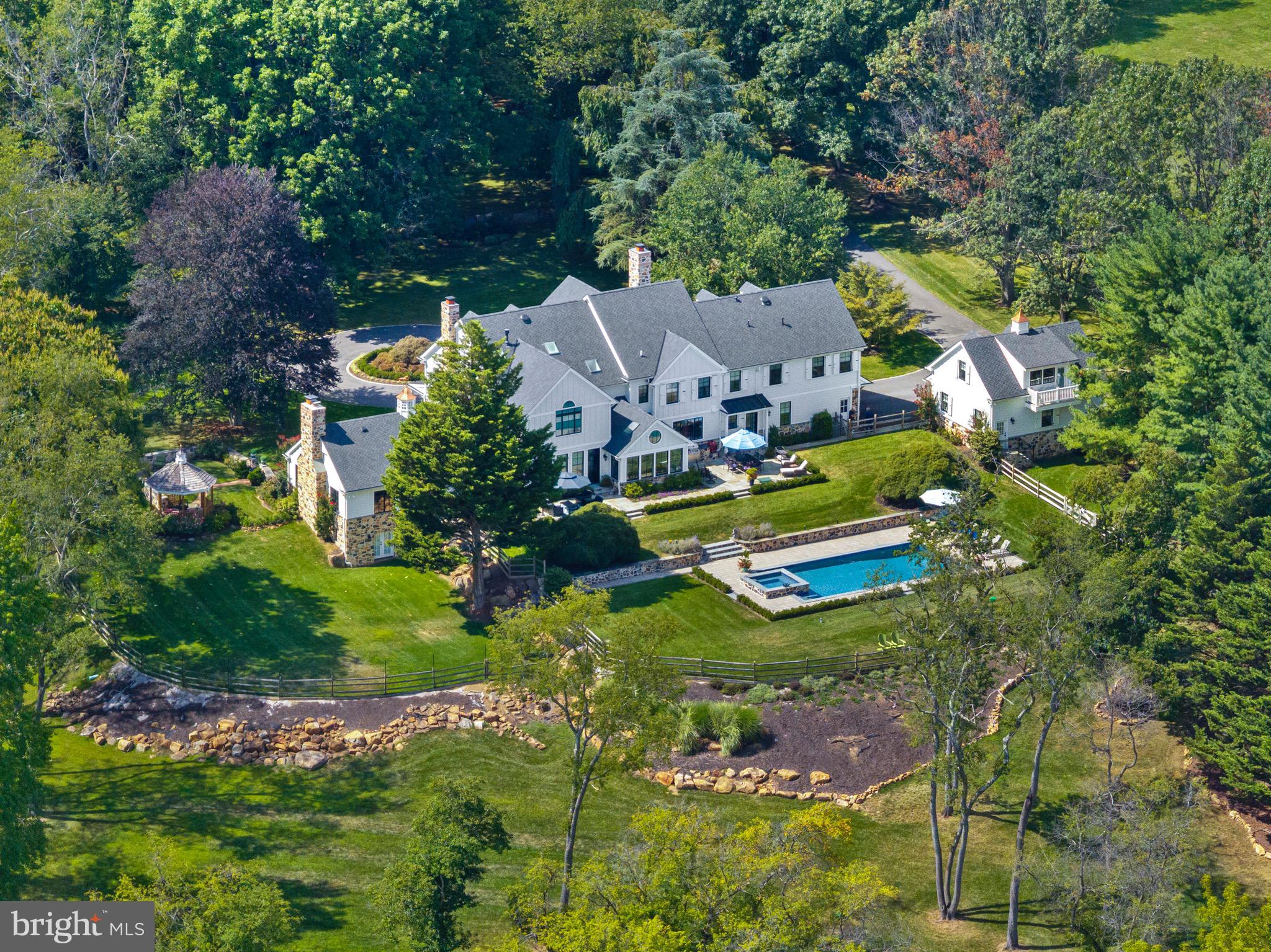 SUGARTOWN - Residential