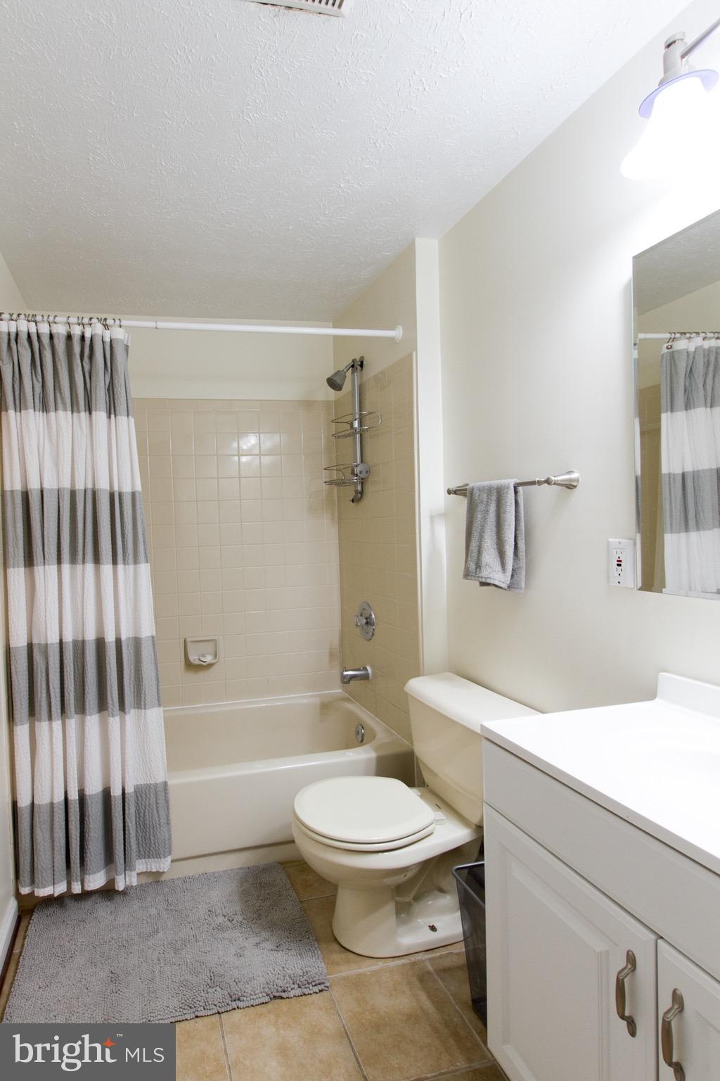 VAN DORN VILLAGE - Residential