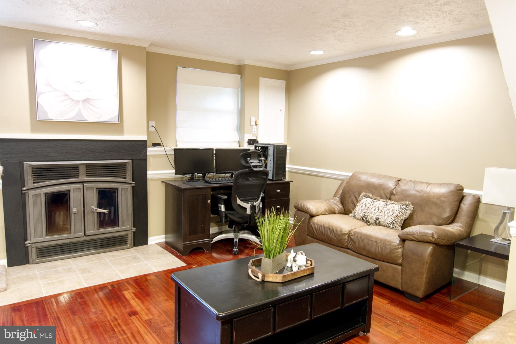 VAN DORN VILLAGE - Residential