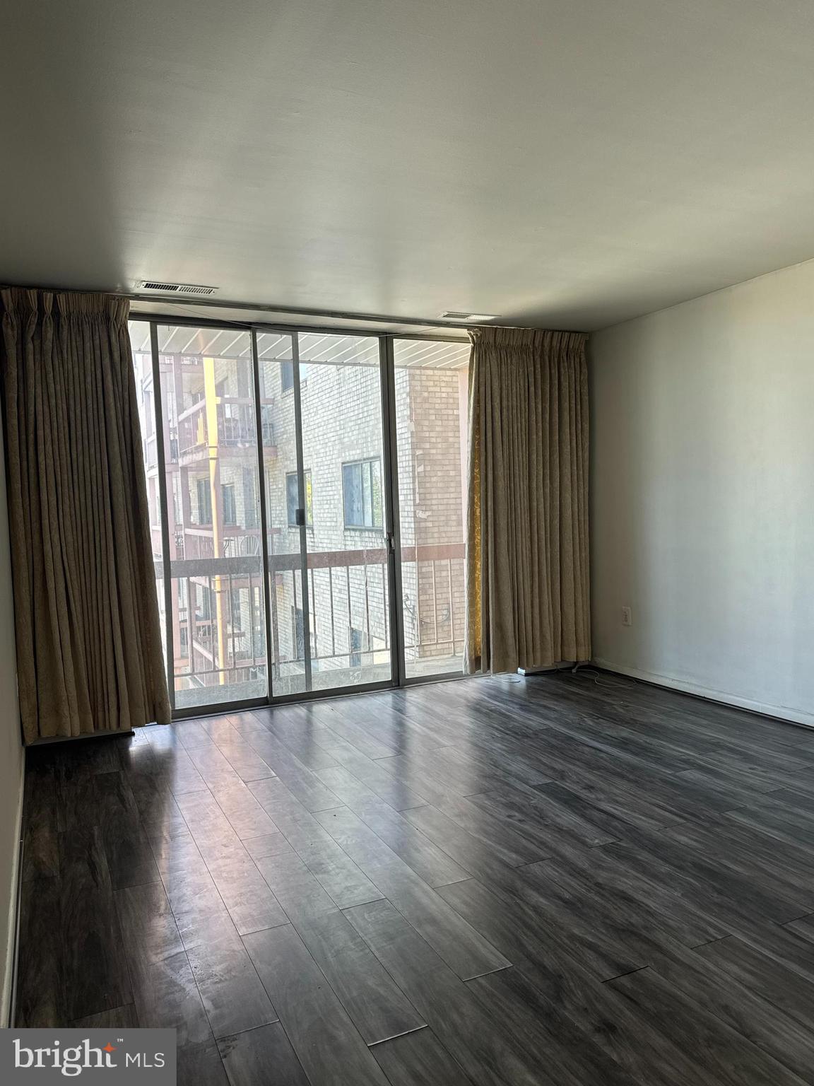 130 SLADE AVENUE 302