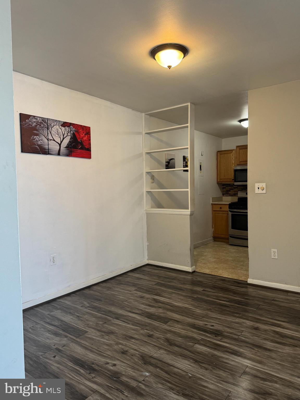130 SLADE AVENUE 302