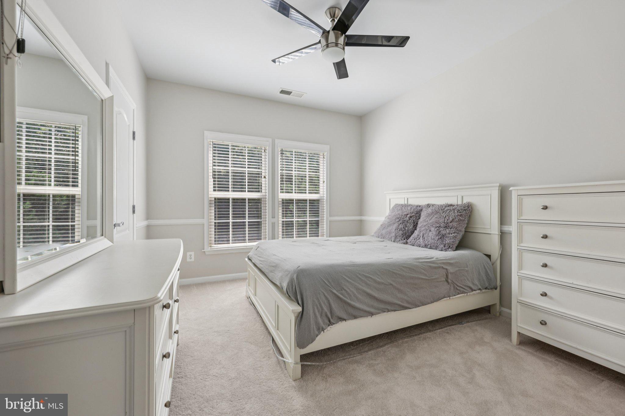 BROADLANDS - Residential