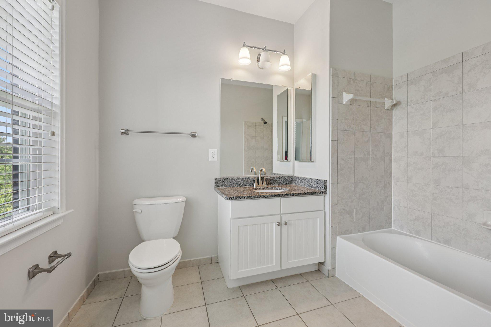 BROADLANDS - Residential