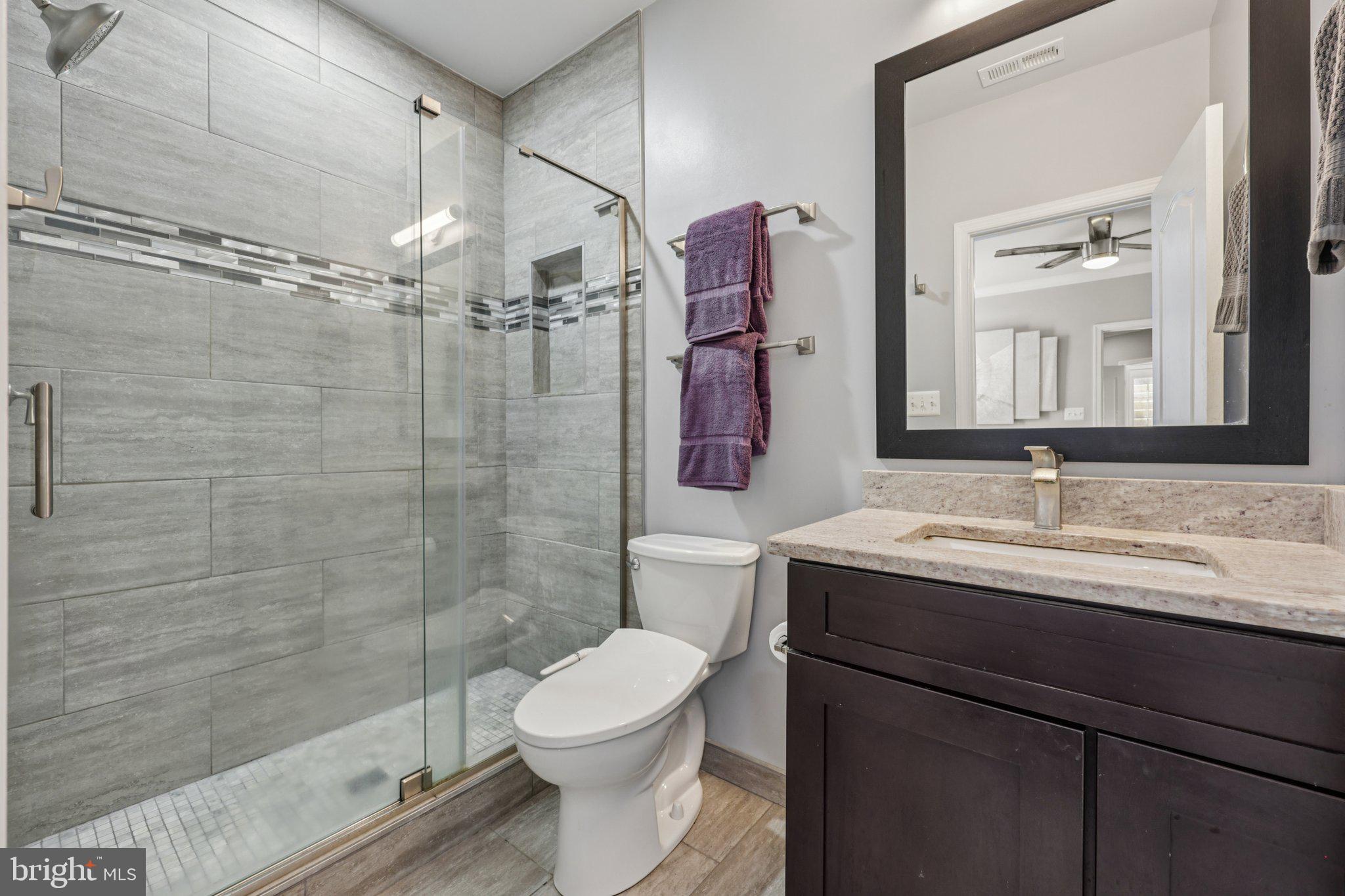 BROADLANDS - Residential